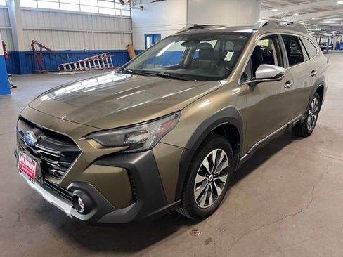 Used 2023 Subaru Outback Touring XT image 7