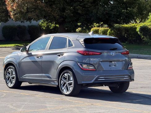 Used 2022 Hyundai Kona Limited w/ Cargo Package FWD image 3