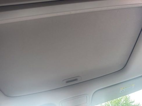 Used 2014 Honda Odyssey Touring image 22