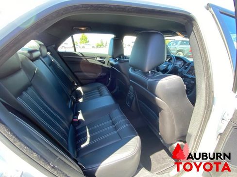 Used 2015 Chrysler 300 S RWD image 15