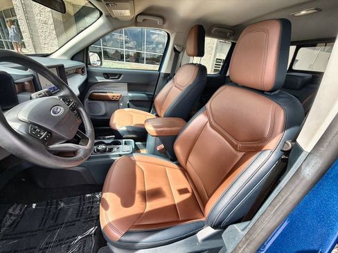 Used 2024 Ford Maverick Lariat w/ FX4 Off-Road Package AWD/4WD image 13