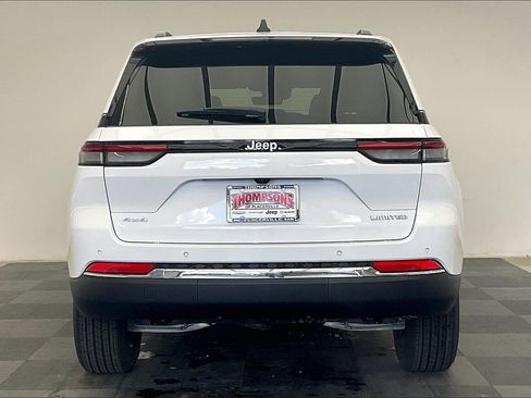New 2025 Jeep Grand Cherokee Limited AWD/4WD image 3