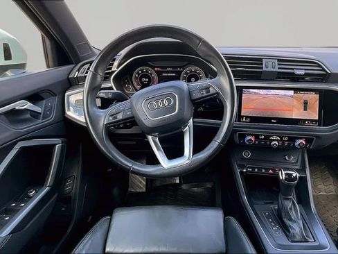 Used 2023 Audi Q3 2.0T Premium Plus w/ Premium Plus Package AWD/4WD image 5