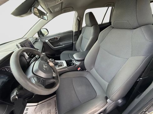 Used 2023 Toyota RAV4 LE image 11