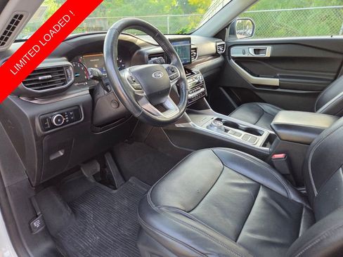 Used 2023 Ford Explorer Limited w/ Equipment Group 301A RWD image 28