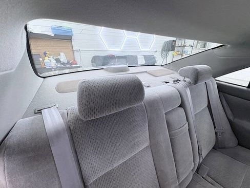 Used 2002 Toyota Camry LE image 19