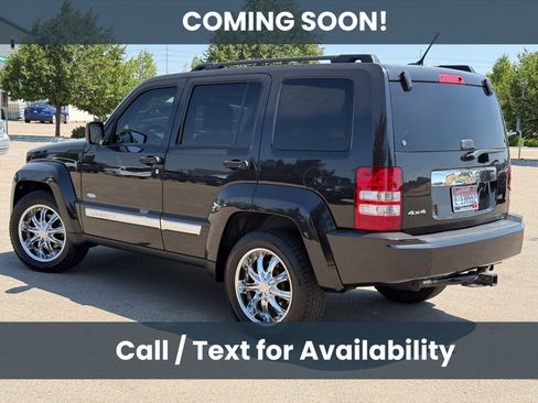 Used 2012 Jeep Liberty Sport AWD/4WD image 4