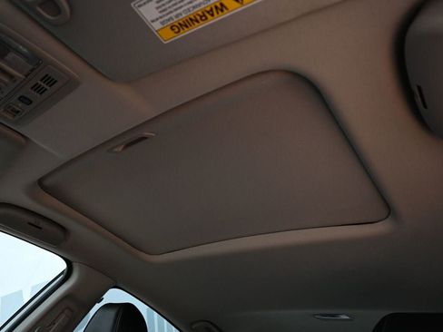 Used 2022 Honda Insight Touring image 21