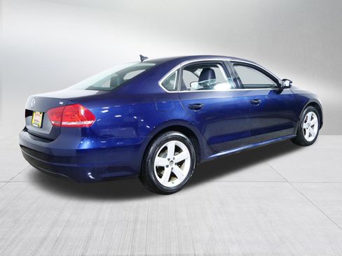 Used 2013 Volkswagen Passat 2.5 SE image 7