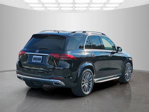 Used 2021 Mercedes-Benz GLE 350 w/ AMG Line Exterior image 6