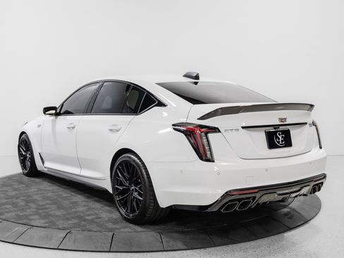 Used 2026 Cadillac CT5 V Blackwing w/ Carbon Fiber 1 Package image 5