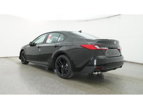 New 2026 Toyota Camry SE image 21