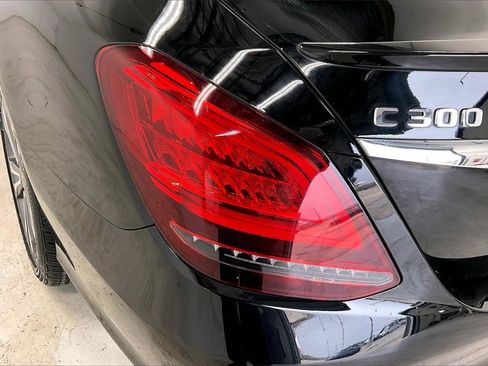 Used 2019 Mercedes-Benz C 300 Sedan image 28