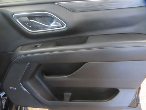 Used 2021 GMC Yukon XL SLT RWD image 30