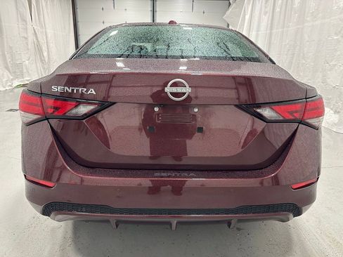 Used 2025 Nissan Sentra SV image 6