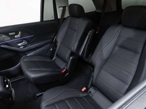 New 2026 Mercedes-Benz GLS 450 4MATIC image 11