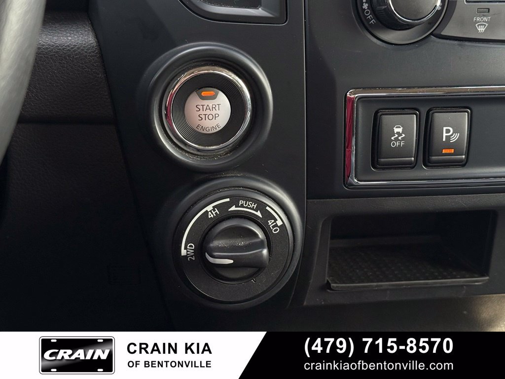 Used 2022 Nissan Titan SV AWD/4WD image 15