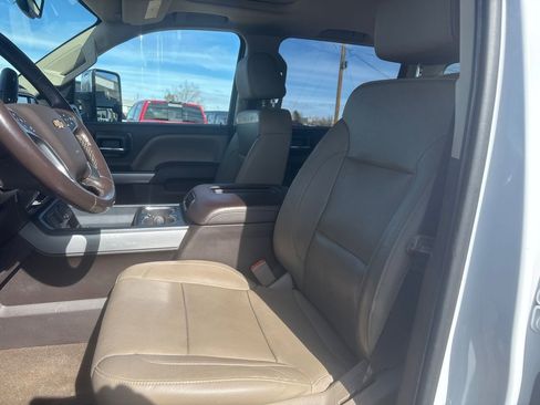 Used 2017 Chevrolet Silverado 2500 LTZ w/ Duramax Plus Package image 7