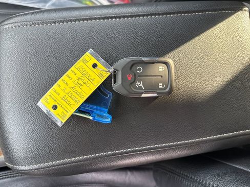 Used 2020 GMC Acadia SLE w/ Driver Convenience Package image 35