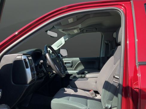 Used 2018 Chevrolet Silverado 1500 LT w/ All Star Edition AWD/4WD image 17