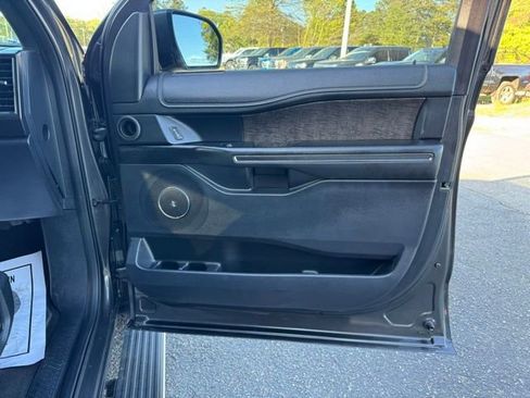 Used 2019 Ford Expedition Limited w/ Special Edition Package image 10