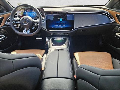 New 2026 Mercedes-Benz E 53 AMG e 4MATIC Sedan image 14