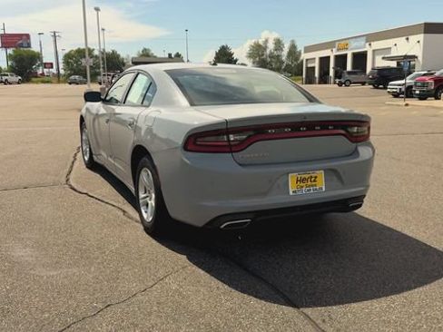 Used 2022 Dodge Charger SXT RWD image 7