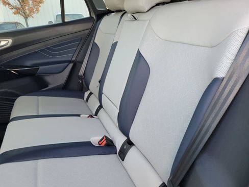 New 2026 Volkswagen ID.4 Pro S image 12