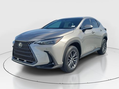 Certified 2024 Lexus NX 250 FWD image 3