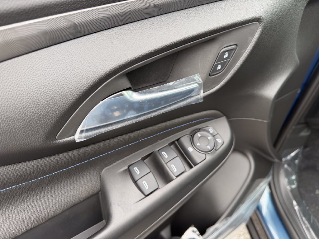 New 2026 Buick Envista Sport Touring FWD image 25