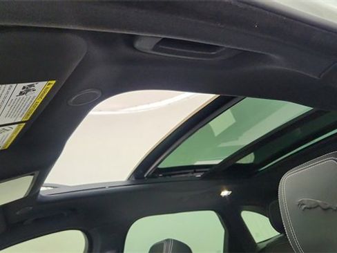 Used 2025 Jaguar F-PACE R-Dynamic S image 54