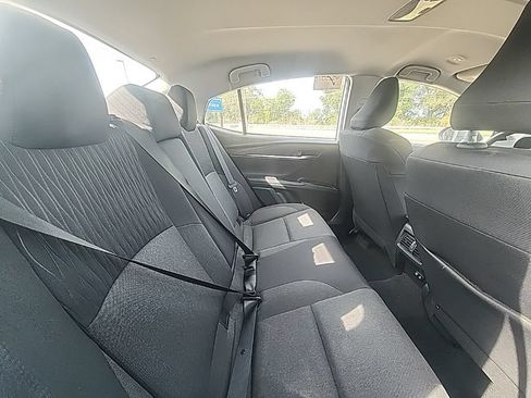 Used 2025 Toyota Camry LE FWD image 5