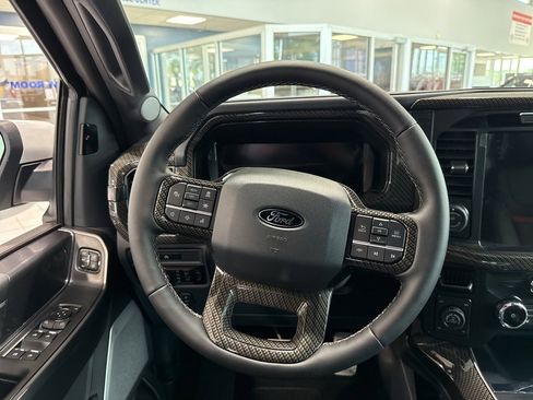 New 2025 Ford F150 Lariat w/ Equipment Group 502A High image 4