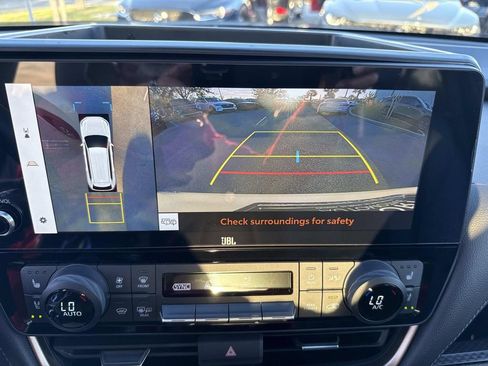 Used 2024 Toyota Grand Highlander AWD Hybrid image 33