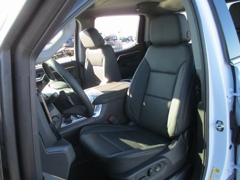 New 2026 GMC Sierra 1500 SLT w/ SLT Premium Plus Package image 12