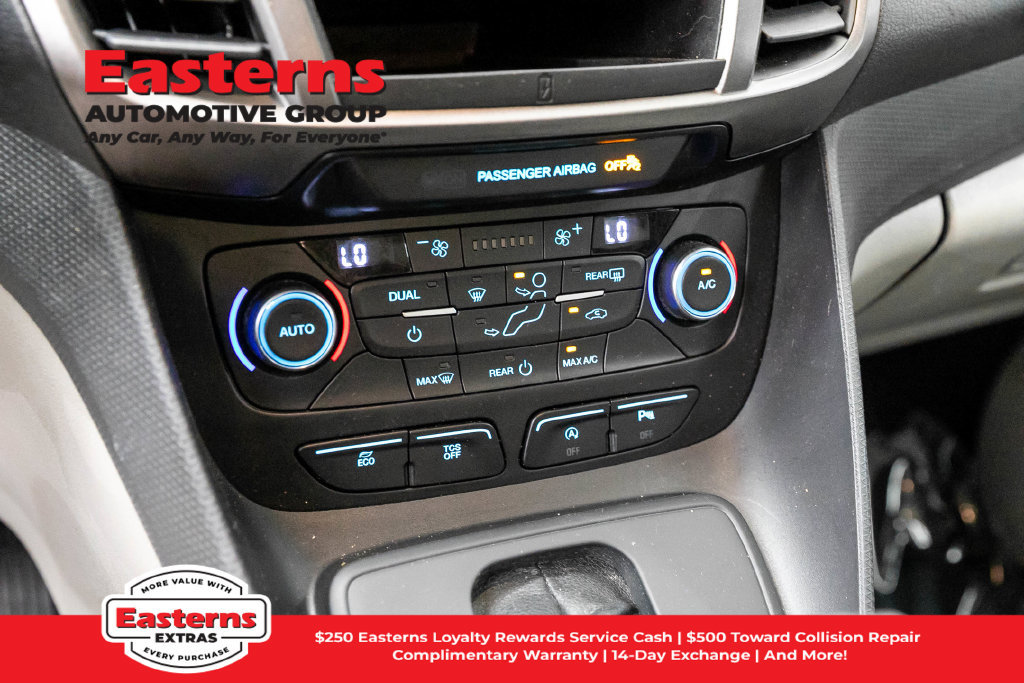 Used 2022 Ford Transit Connect XLT FWD image 21
