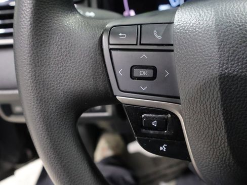 Used 2025 Toyota Camry LE image 33