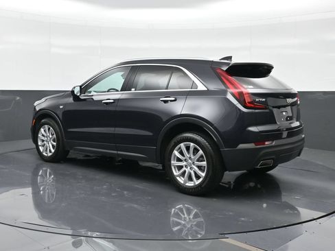 Used 2023 Cadillac XT4 Luxury w/ Driver Awareness Package FWD image 3