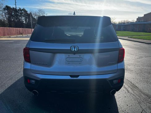 Used 2023 Honda Passport EX-L image 6