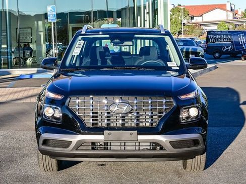 New 2026 Hyundai Venue SEL FWD image 11
