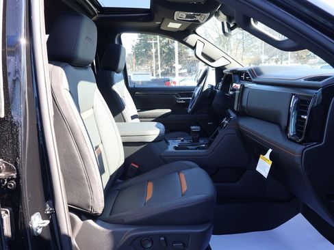 New 2026 GMC Sierra 1500 AT4 w/ AT4 Premium Package image 45