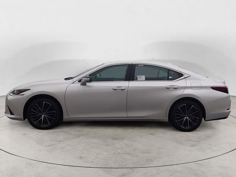 New 2025 Lexus ES 350 w/ Premium Package image 2