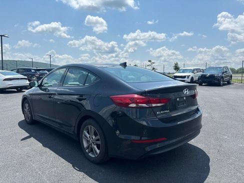 Used 2017 Hyundai Elantra SE w/ SE A/T Tech Package 03 FWD image 5
