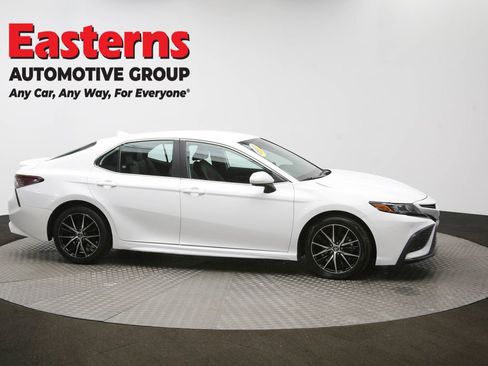 Used 2024 Toyota Camry SE FWD image 47