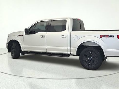 Used 2019 Ford F150 Lariat w/ Equipment Group 502A Luxury AWD/4WD image 3