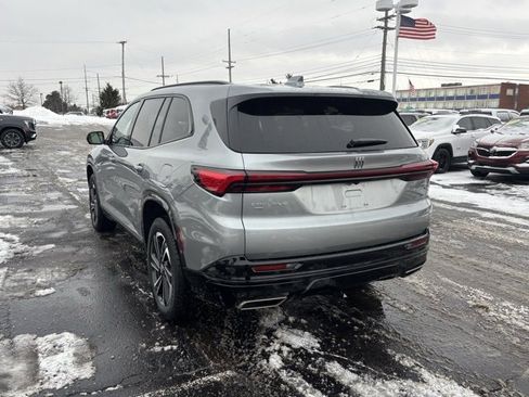 Used 2025 Buick Enclave Sport Touring w/ Power Package image 7