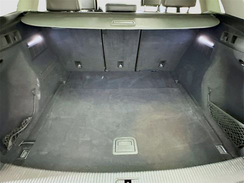 Used 2022 Audi Q5 2.0T Premium w/ Convenience Package image 27