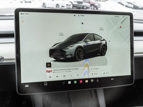 Used 2022 Tesla Model Y Performance image 16