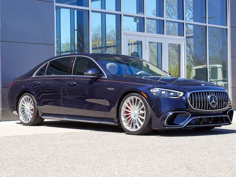 Used 2024 Mercedes-Benz S 63 AMG S image 3