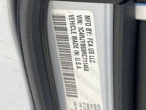 Used 2024 Jeep Grand Cherokee Limited 4xe AWD/4WD image 27